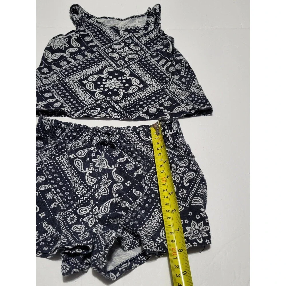 (#9) The Childer's Place Girl Blue / White Top & Shorts Outfit Toddler 2T
